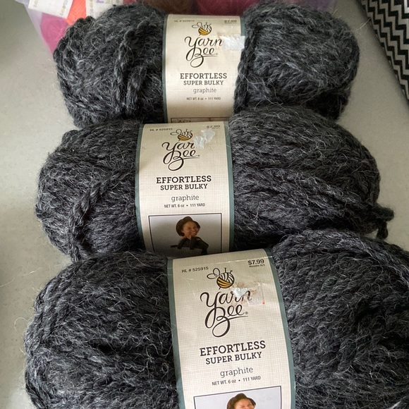 Hobby Lobby Art Yarn Beeeffortless Super Bulky Graphite Yarnlot Of